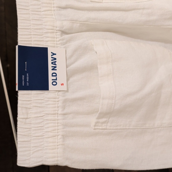 Old Navy Women's High Waist White Shorts Size S - Picture 7 of 10